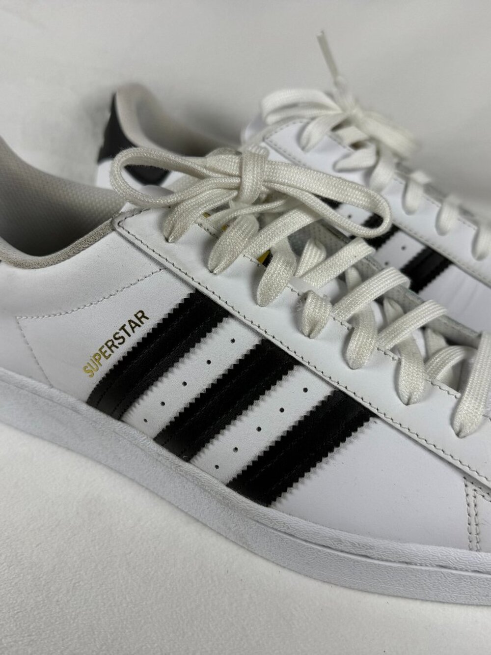 Men's Size 10/Women's Size 11-11.5 Adidas Superstar White Black